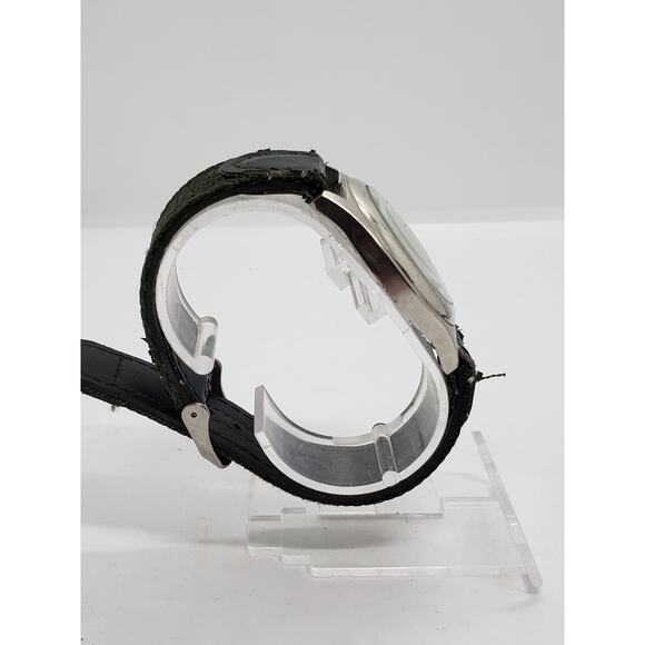 Ricardo Men\'s watch. Water resistant. Adjustable band. Working watch